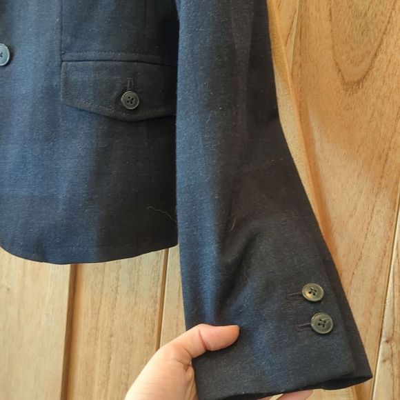 GAP. Wool blend Navy and black plaid blazer. - Picture 3 of 4